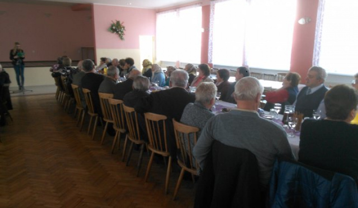 4. fotografia fotogalérie Posedenie s dôchodcami 2016